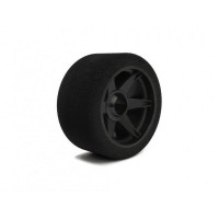 Hot Race Moosgummi-Reifen Härte 42 auf Felgen Carbon 1/8 OnRoad
