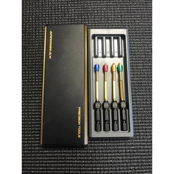 502901 Arrowmax AM Power Tool Tip Set 4 Pieces With Alu Case Black Golden