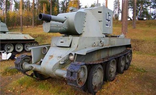 35318 Finnish Army Assault Gun BT-42