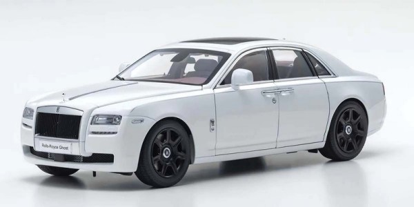 Kyosho 1:18 Rolls-Royce Ghost 2011 Arktic White