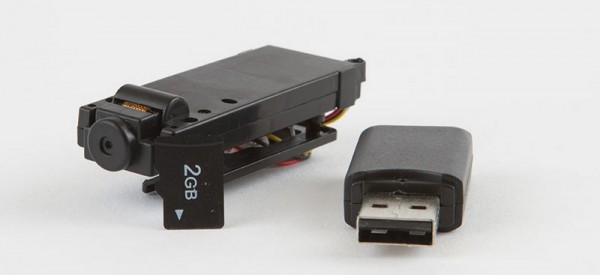 Ares Camera 2GB MicroSD Card and USB Card Reader